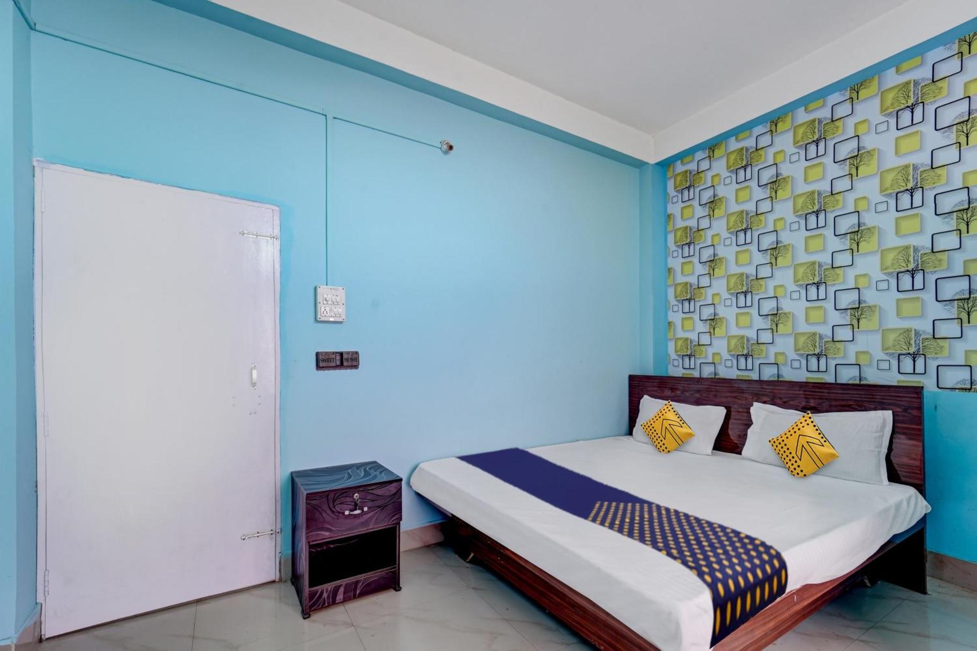 Hotel O Home Trimurti Guest House غاواهاتي المظهر الخارجي الصورة